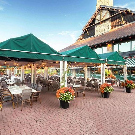 Fairmont Le Chateau Монтебело Екстериор снимка