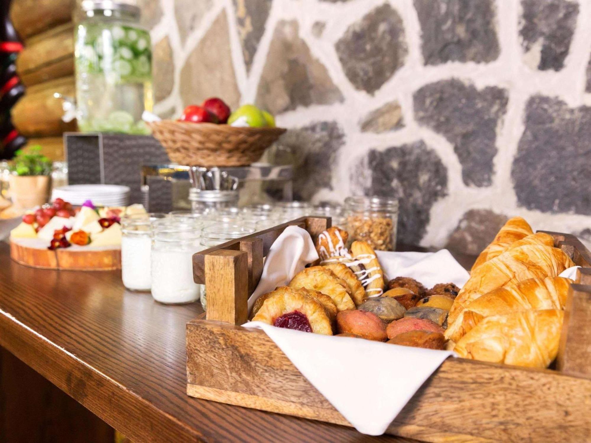 Fairmont Le Chateau Монтебело Екстериор снимка